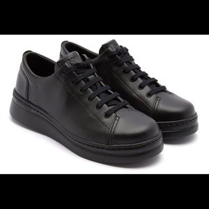 Camper runner up black leather lace up shoes